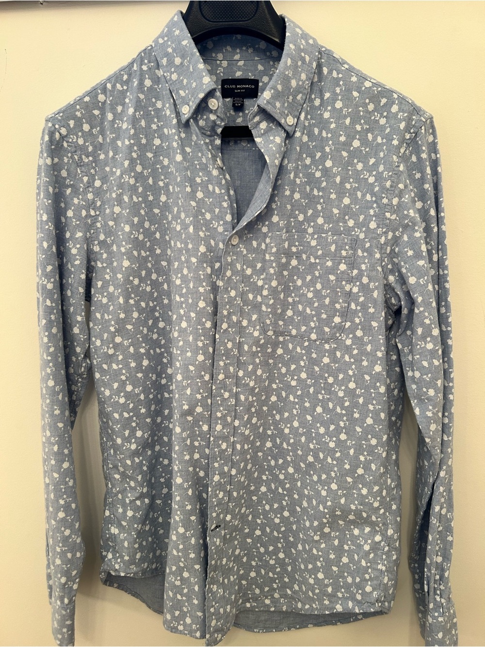 Club Monaco Men’s Blue Floral Button-Down Shirt / soft flannel